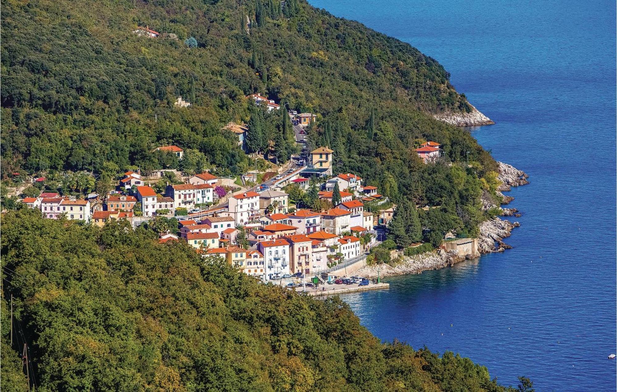 Nice Home In Moscenicka Draga With House Sea View 外观 照片